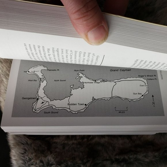 Fielding'sโ Caribbean (Serial) Paperback โ September 1, 1996 - Picture 5 of 9